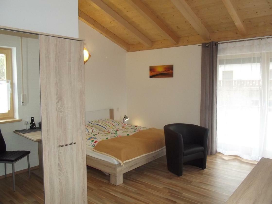 Gaestehaus Hubertus Bad Aibling Exterior photo