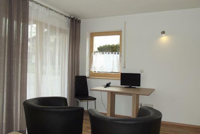 Gaestehaus Hubertus Bad Aibling Exterior photo